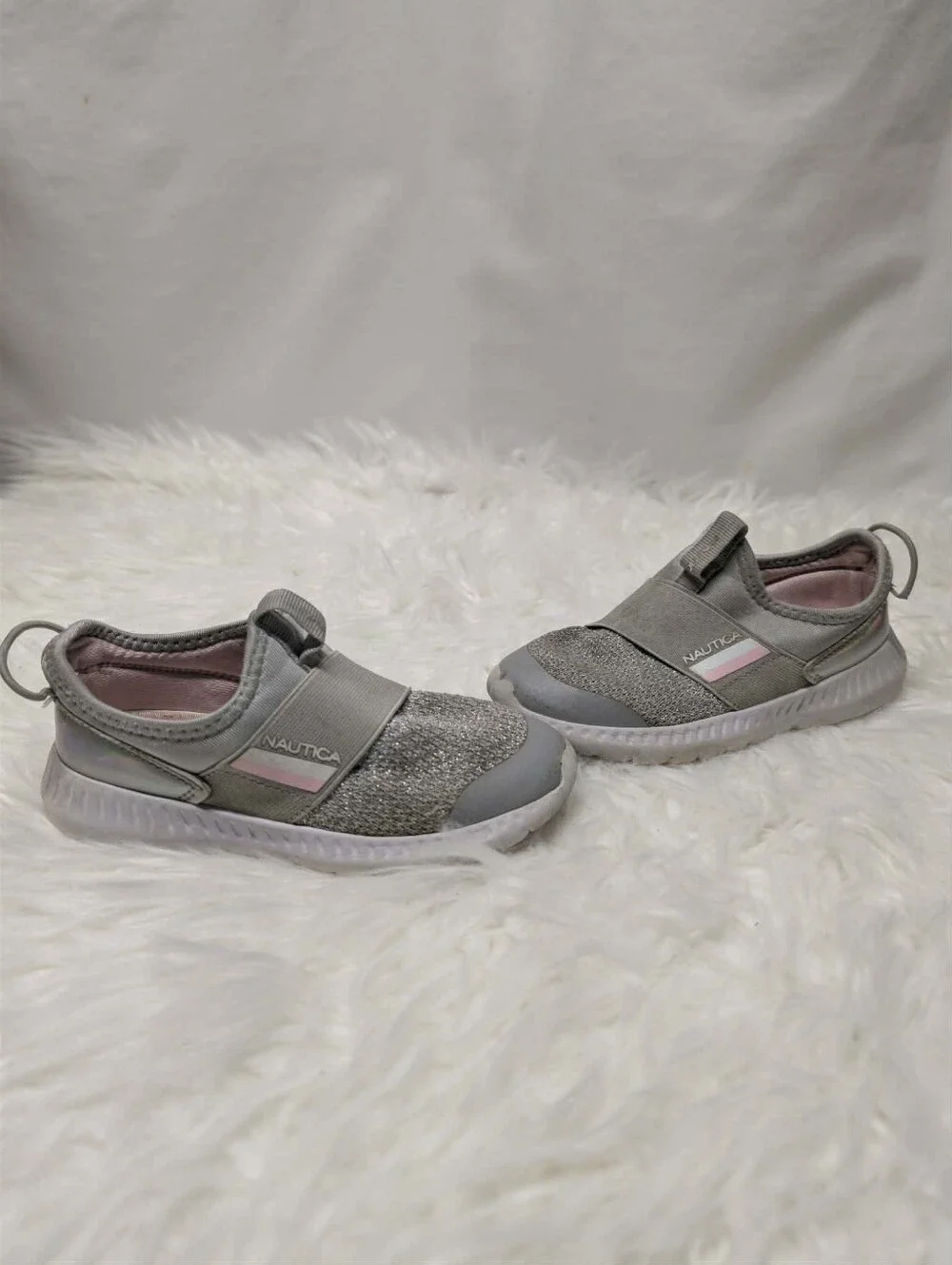 ✨️Girls Shimmer Glitter Nautica Kids Gray Slip-On Sneakers